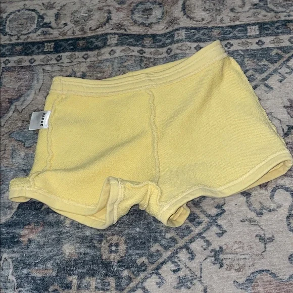 Parke Pale Yellow Women's terry cotton sweatshorts - Picture 7 of 10
